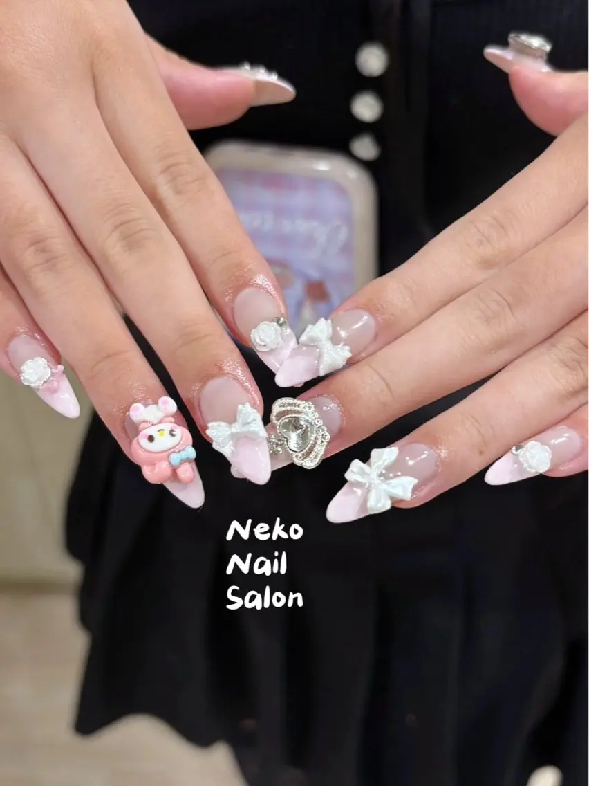 ネイル ガーリー neko nailのネイルデザイン