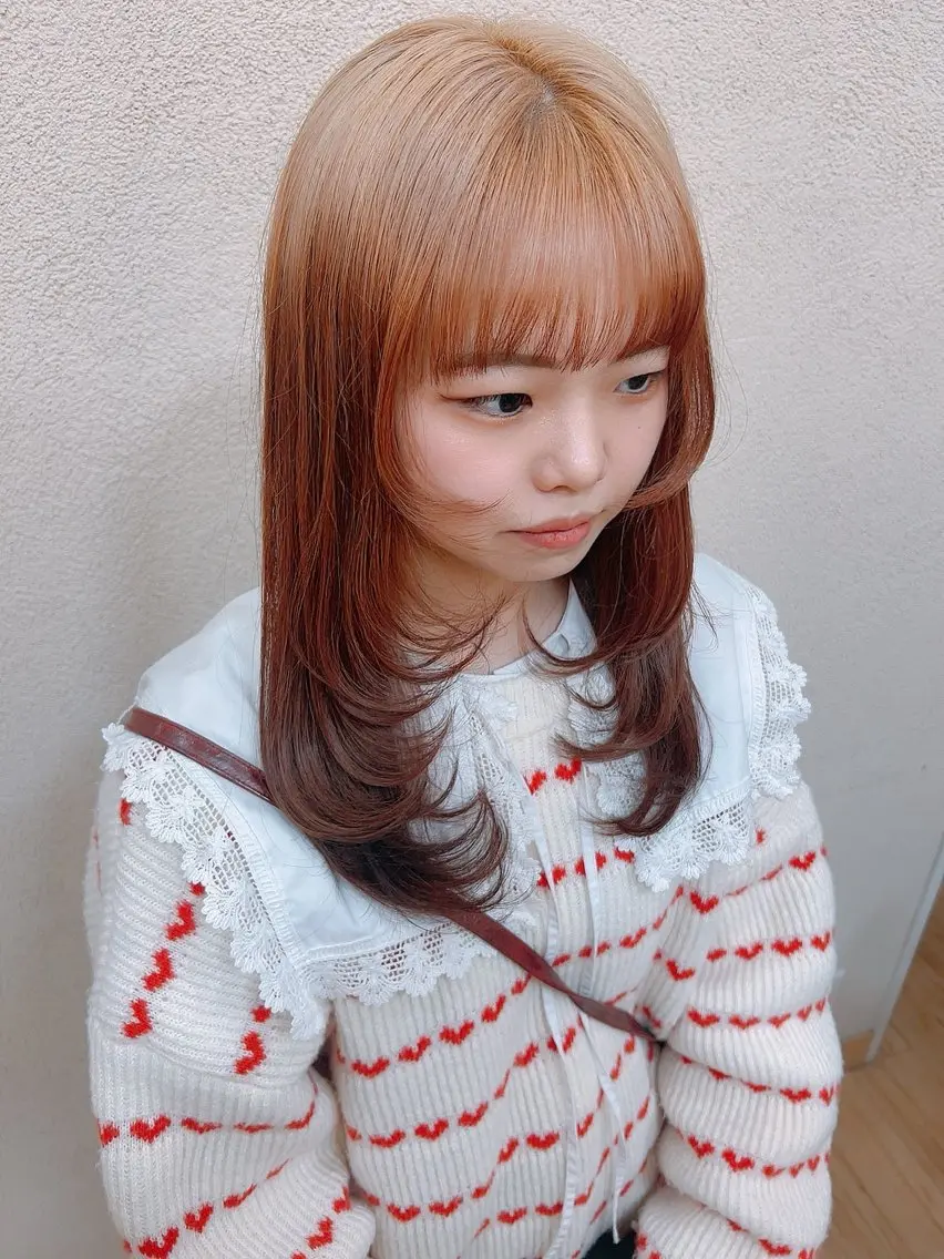 ロング カラー 顔まわりレイヤー レイヤーカット カット M CHIHIROのヘアスタイル