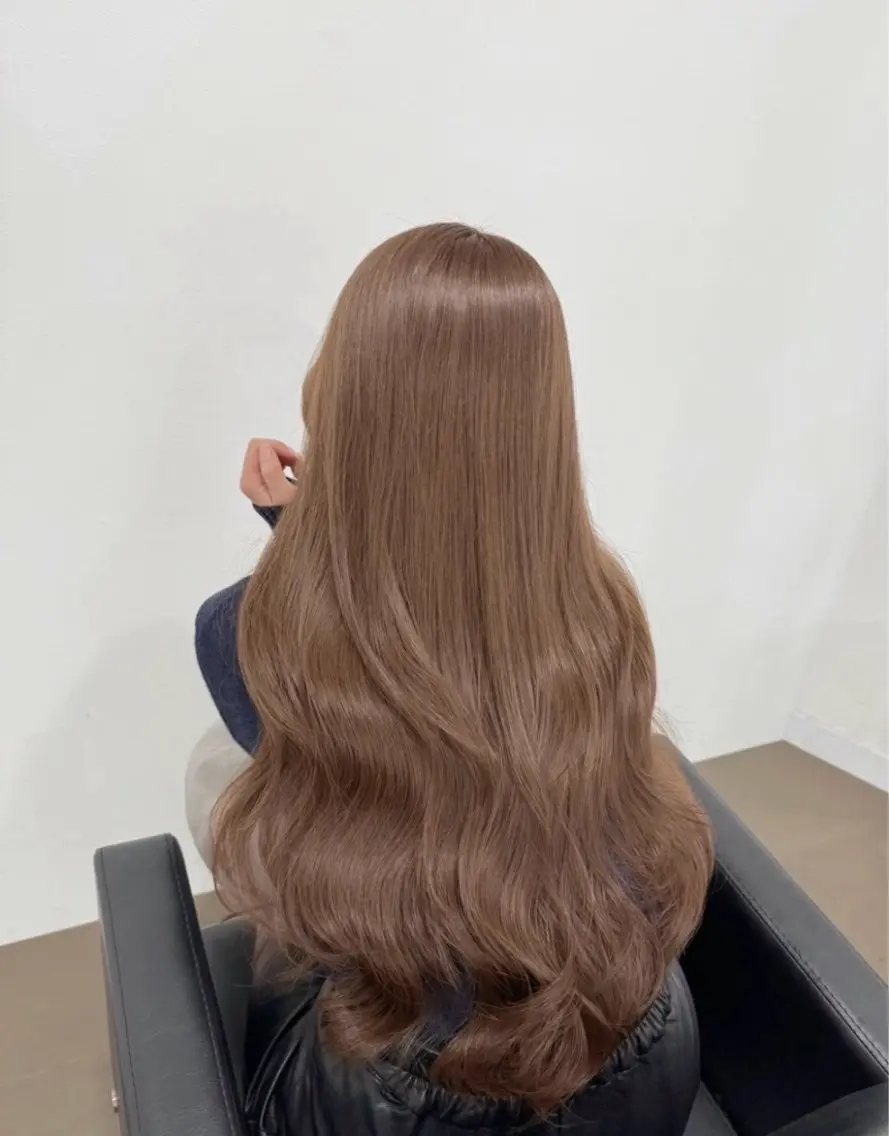 ロング Honami / ベージュ/🥥🤎のヘアスタイル