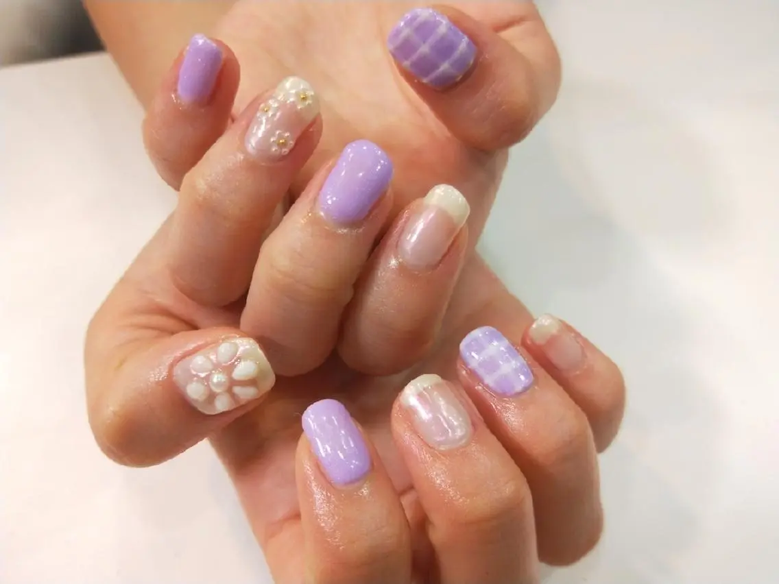 ネイル ハンドネイル ハンドケア はばすみれ🎀ﾈｲﾙ 光ﾌｪｲｼｬﾙ ﾍｱのネイルデザイン