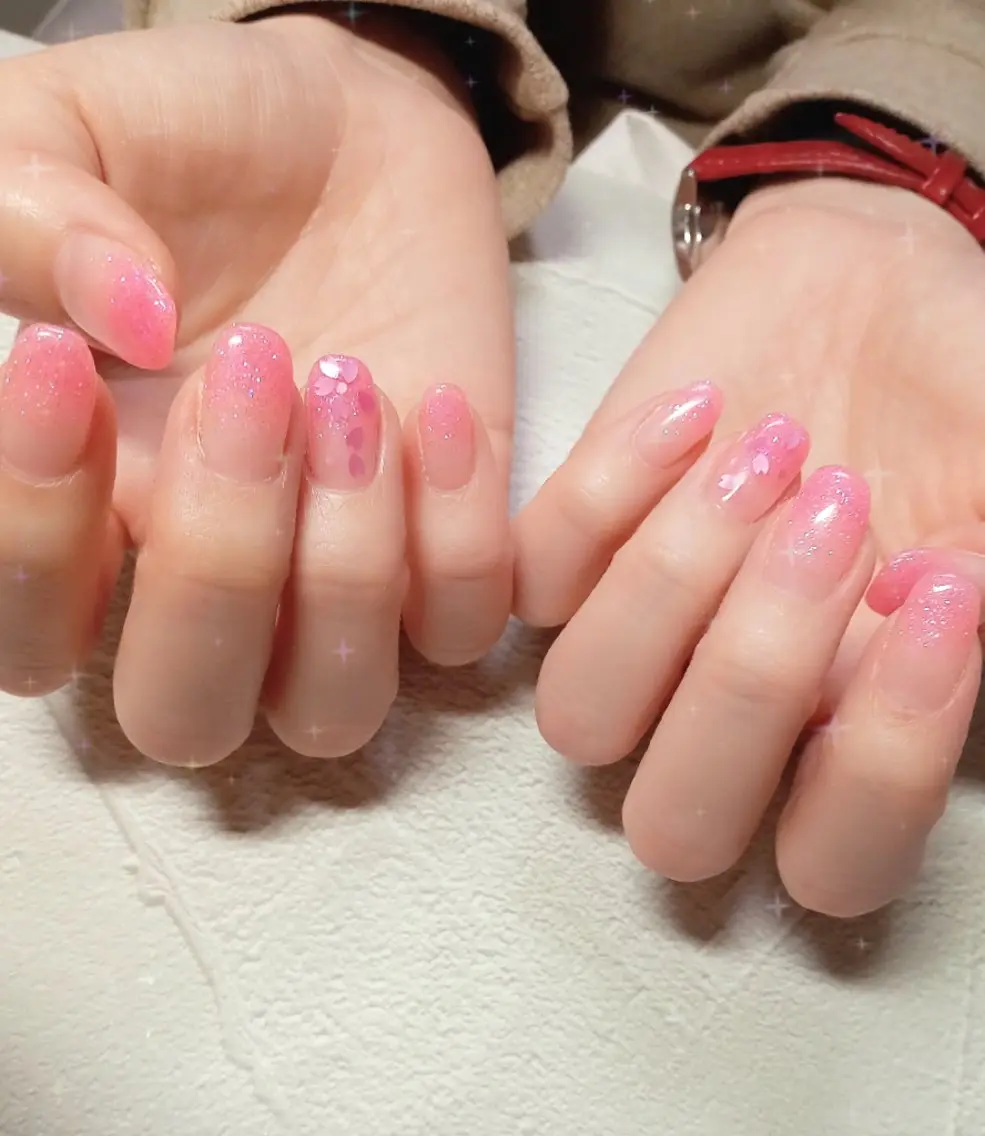 ネイル アートネイル ジェルネイル キラキラネイル ラメ(グリッター) ラメグラデーション flure de neige yukiのネイルデザイン