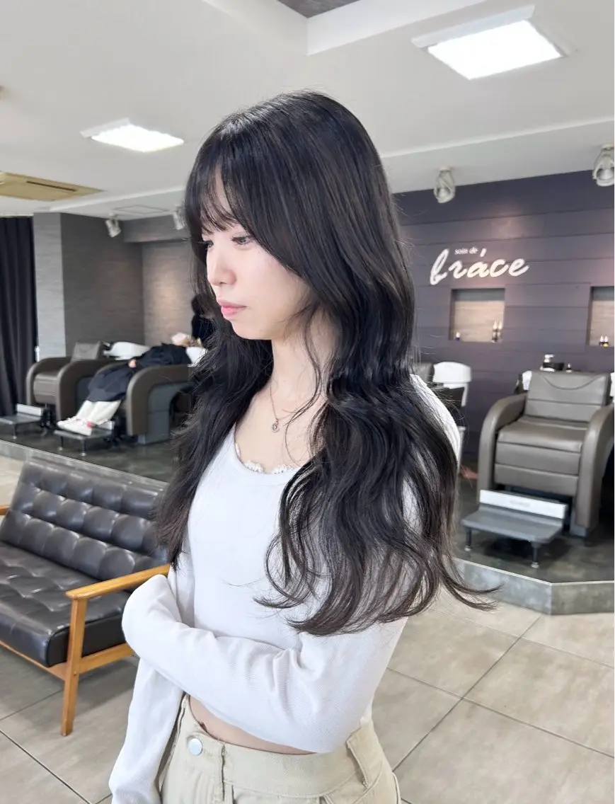 ロング パープルカラー ロング カット ヘアカラー レイヤー/艶髪カラー 森本くるみのヘアスタイル