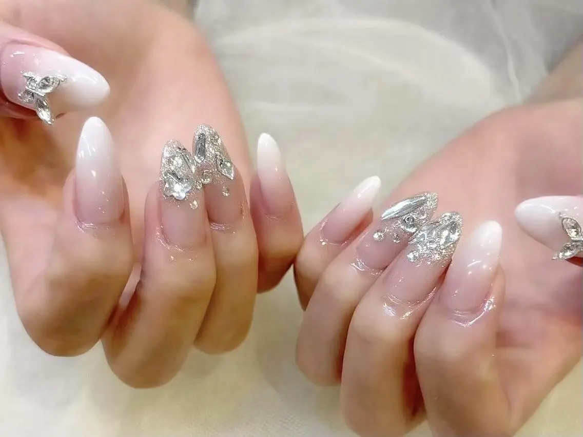 ネイル Jrスタッフ LIBELLE京橋のネイルデザイン