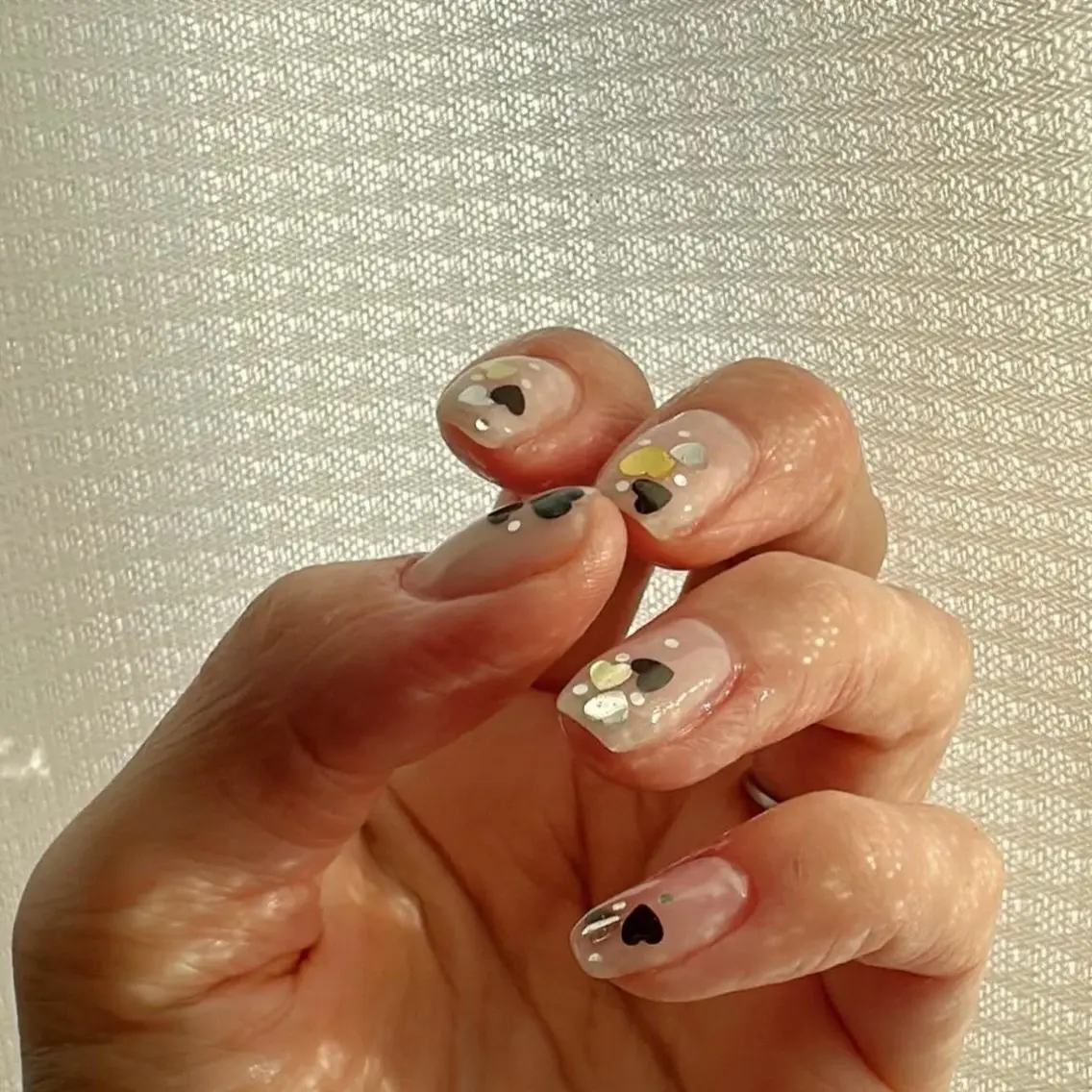 ネイル クリアネイル ハート ホログラムネイル 氷ネイル・うるうるネイル 韓国ネイル 🪞KAPE NAIL 🪞のネイルデザイン