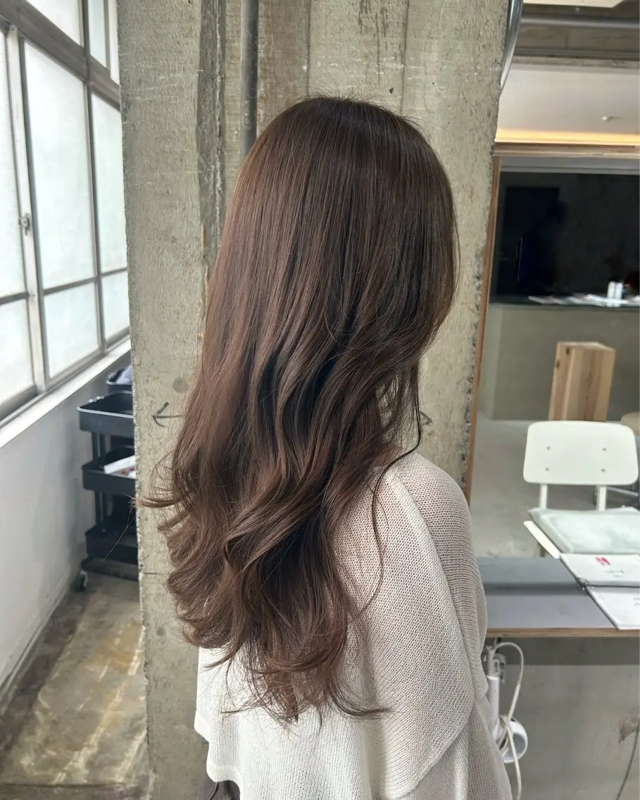 カラー アッシュ オレンジ ヘアカラー 谷口 萌瑛のヘアスタイル