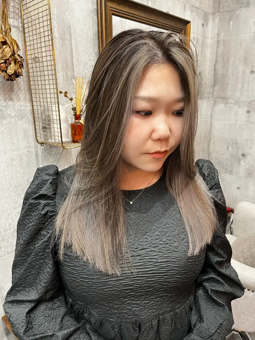セミロング 穐田 司樹のヘアスタイル