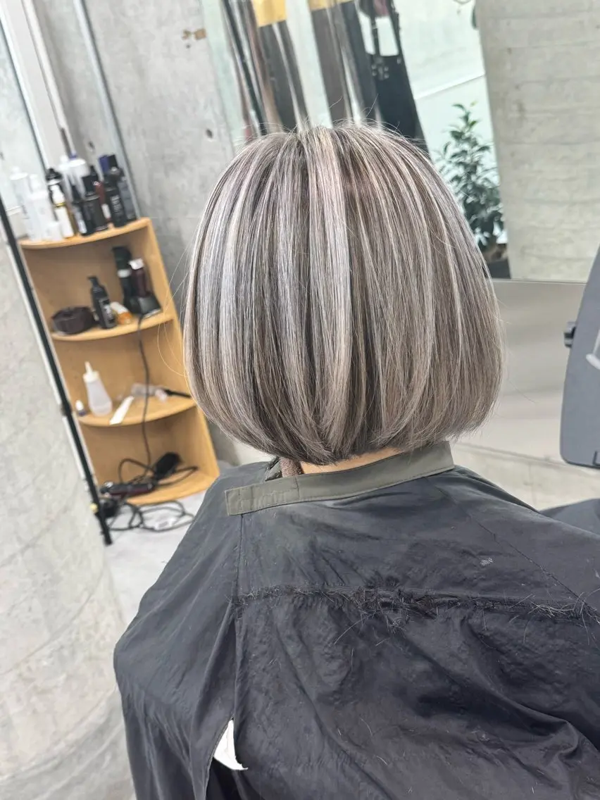 ショート カラー バレイヤージュ レイヤーカット ヘアカラー トリートメント 艶髪✨ブリーチ職人 yasuのヘアスタイル