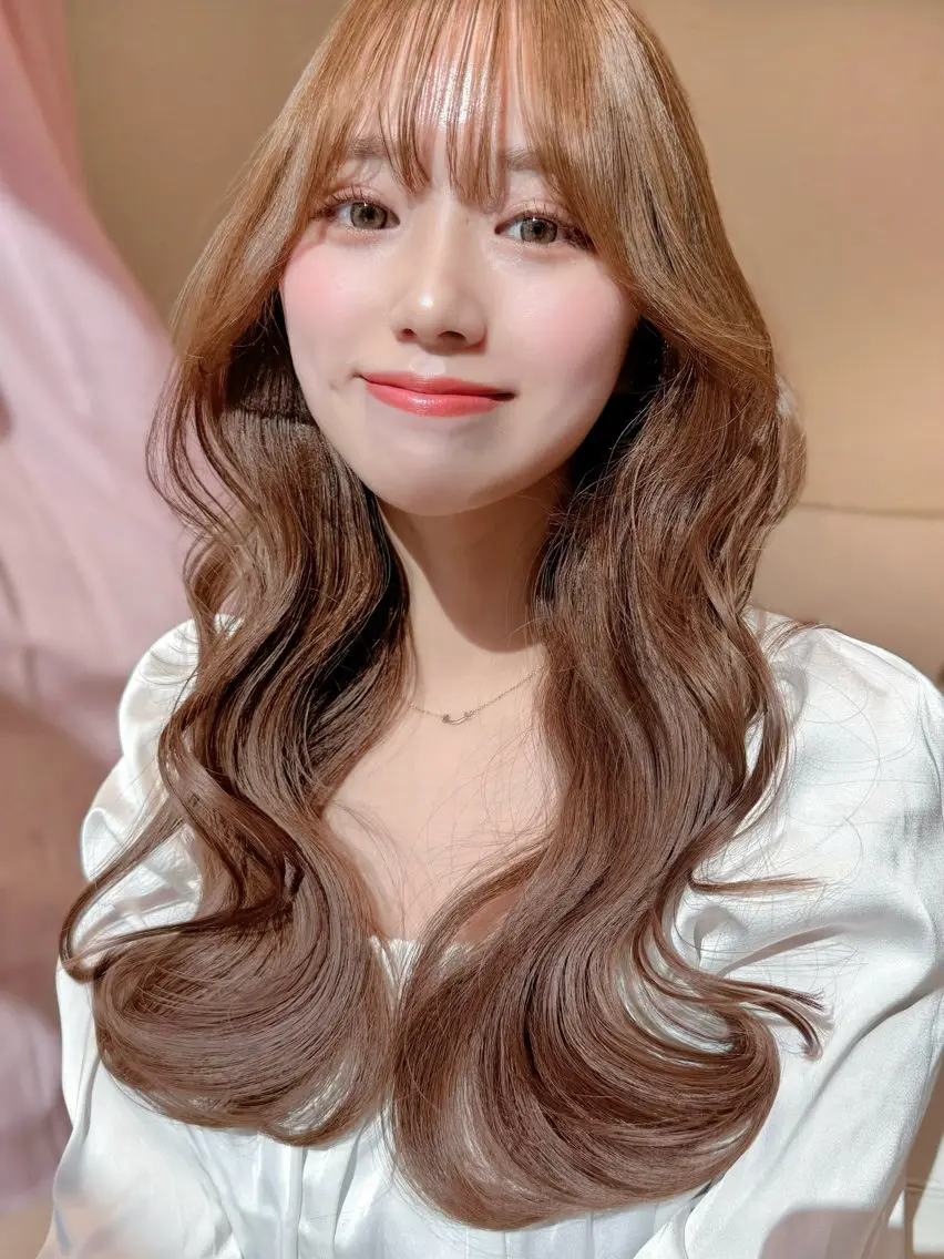 セミロング カラー カット ヘアカラー トリートメント ヘッドスパ ヘアセット 韓国ヘア/レイヤー/ 顔まわり/りょーとのヘアスタイル