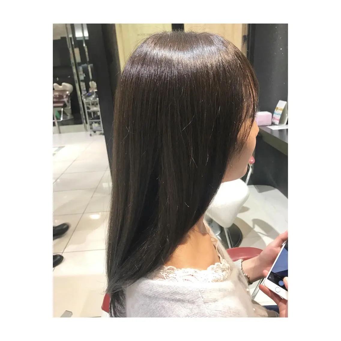 セミロング カラー ブリーチ 透明感カラー ブリーチなしカラー 中野 竜介のヘアスタイル