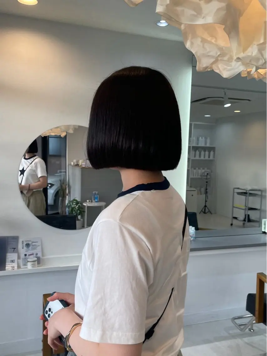 ショート カット 山岸 彩乃のヘアスタイル