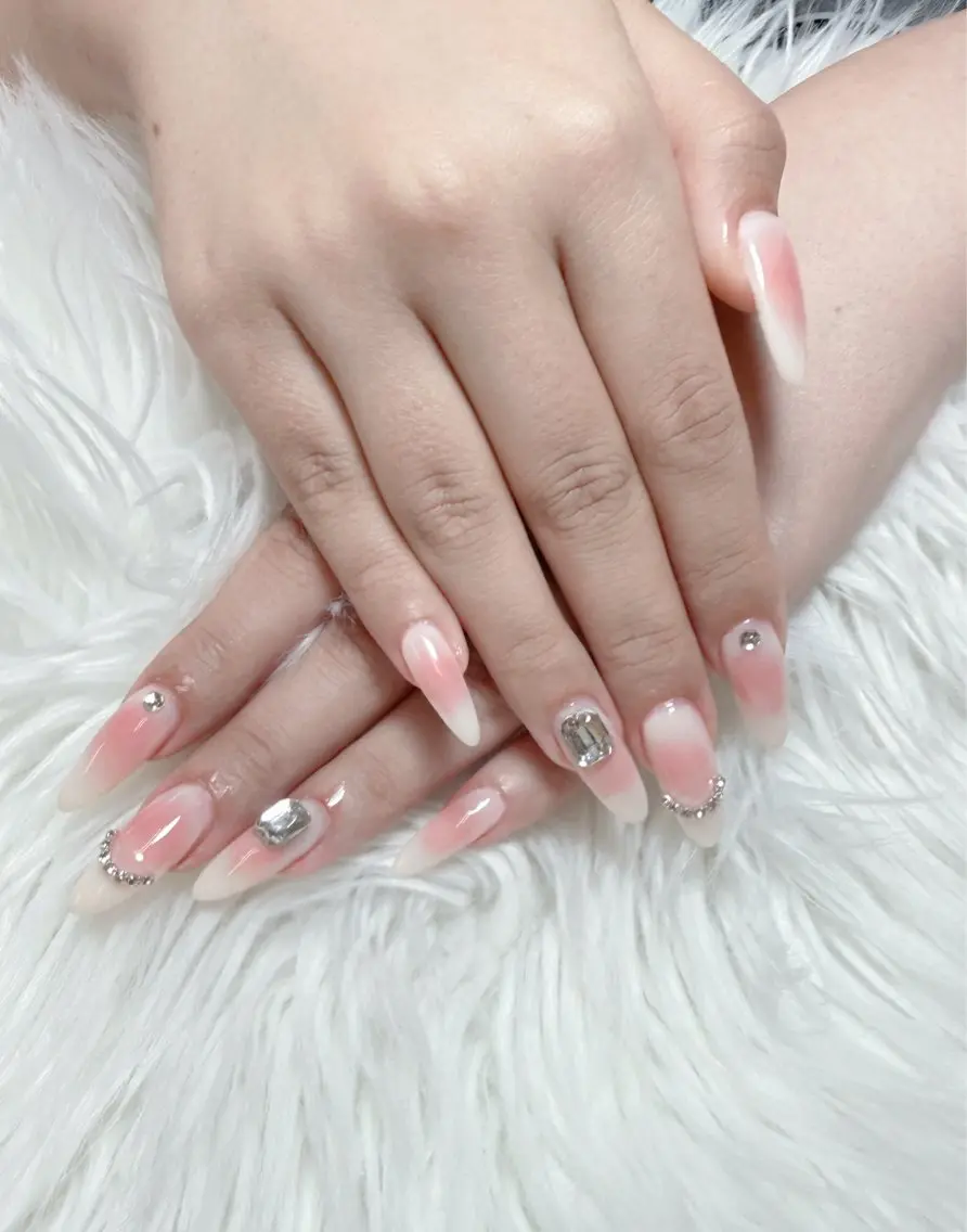 ネイル ハンドネイル T&Knail NiNiのネイルデザイン