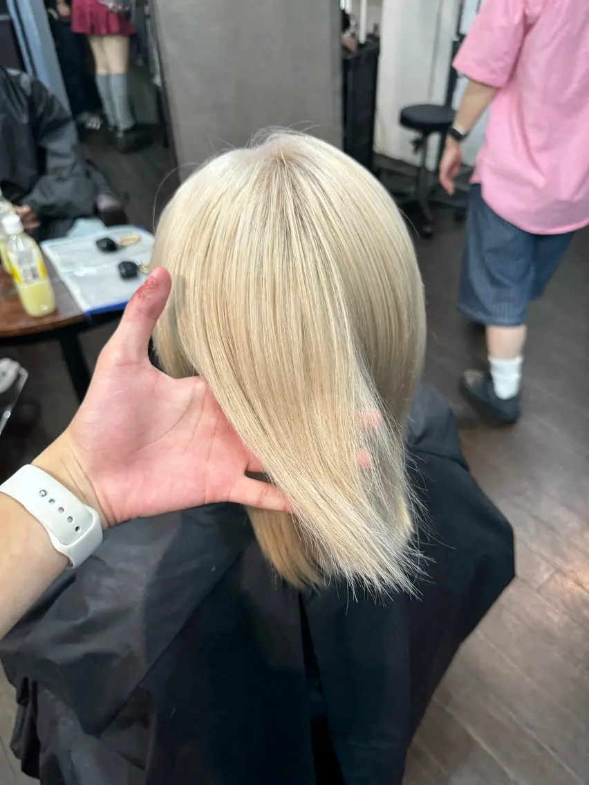 ロング カラー ブリーチ ブロンド ケアブリーチ 透明感カラー ダブルカラー ヘアカラー Lima/ブリー チ特化/心斎橋のヘアスタイル