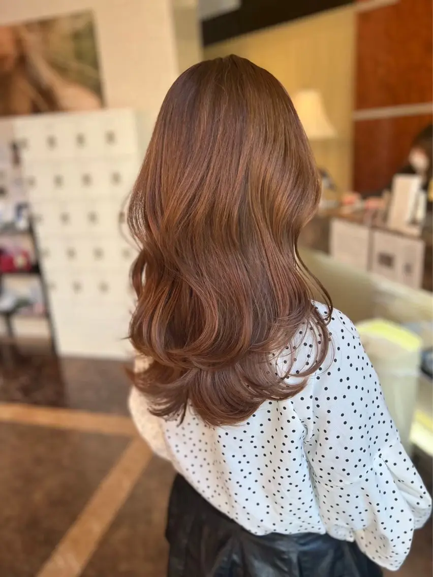 カラー 会社で浮かない 大人ヘア/心斎橋のヘアスタイル