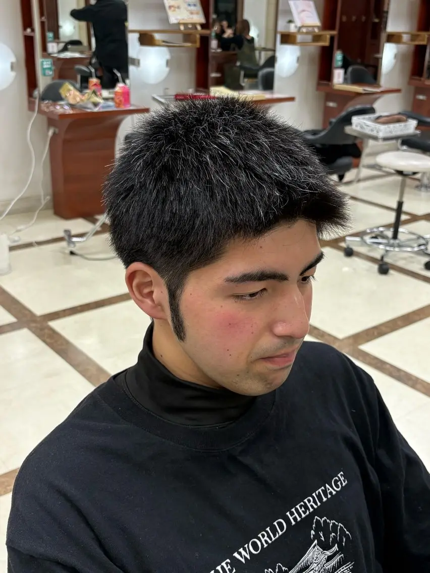 🌟イチオシ🌟✂️メンズ限定カット✂️+✨️ナチュラル美眉リフト(眉毛流れパーマ&眉カット)✨️の写真