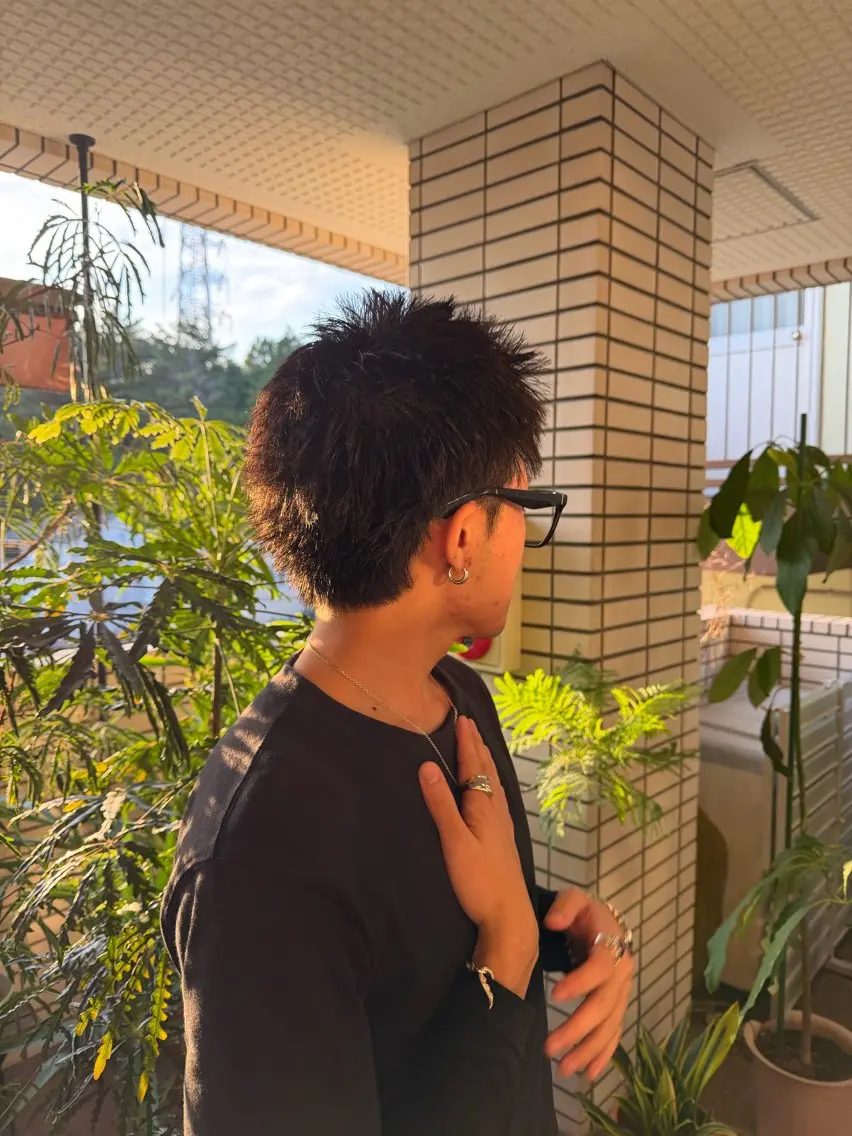 メンズ カット ハイトーン/艶カラー /スパイキーショートのヘアスタイル