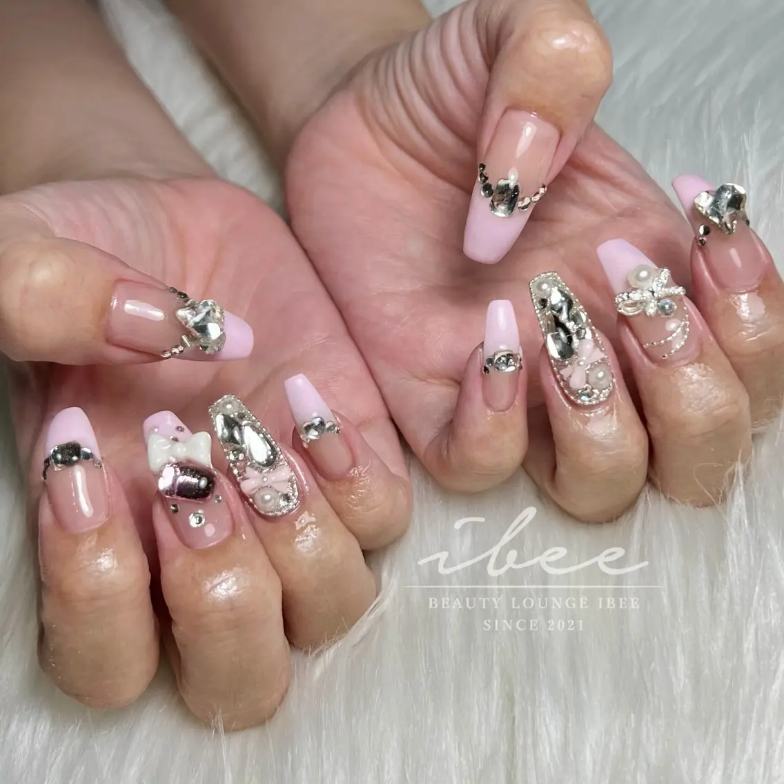 ネイル ハンドネイル ibee nail 🤍yumiのネイルデザイン
