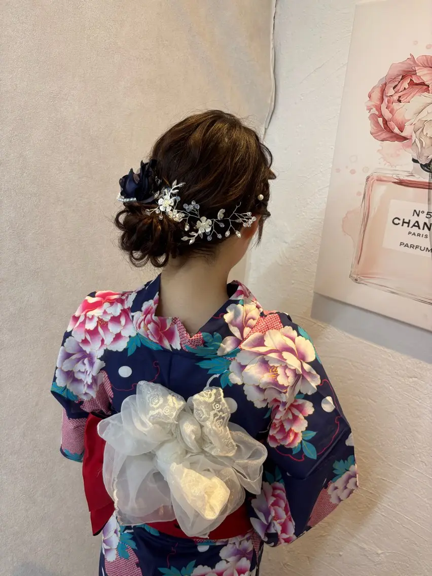 セミロング 浴衣 着付け GLOSS 心斎橋 山上のヘアスタイル