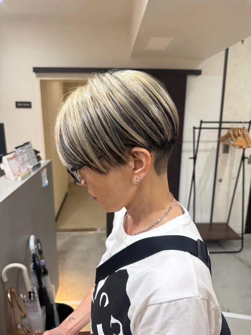 ショート カラー ヘアカラー お悩み改善 美容師✂鷲田竜也のヘアスタイル