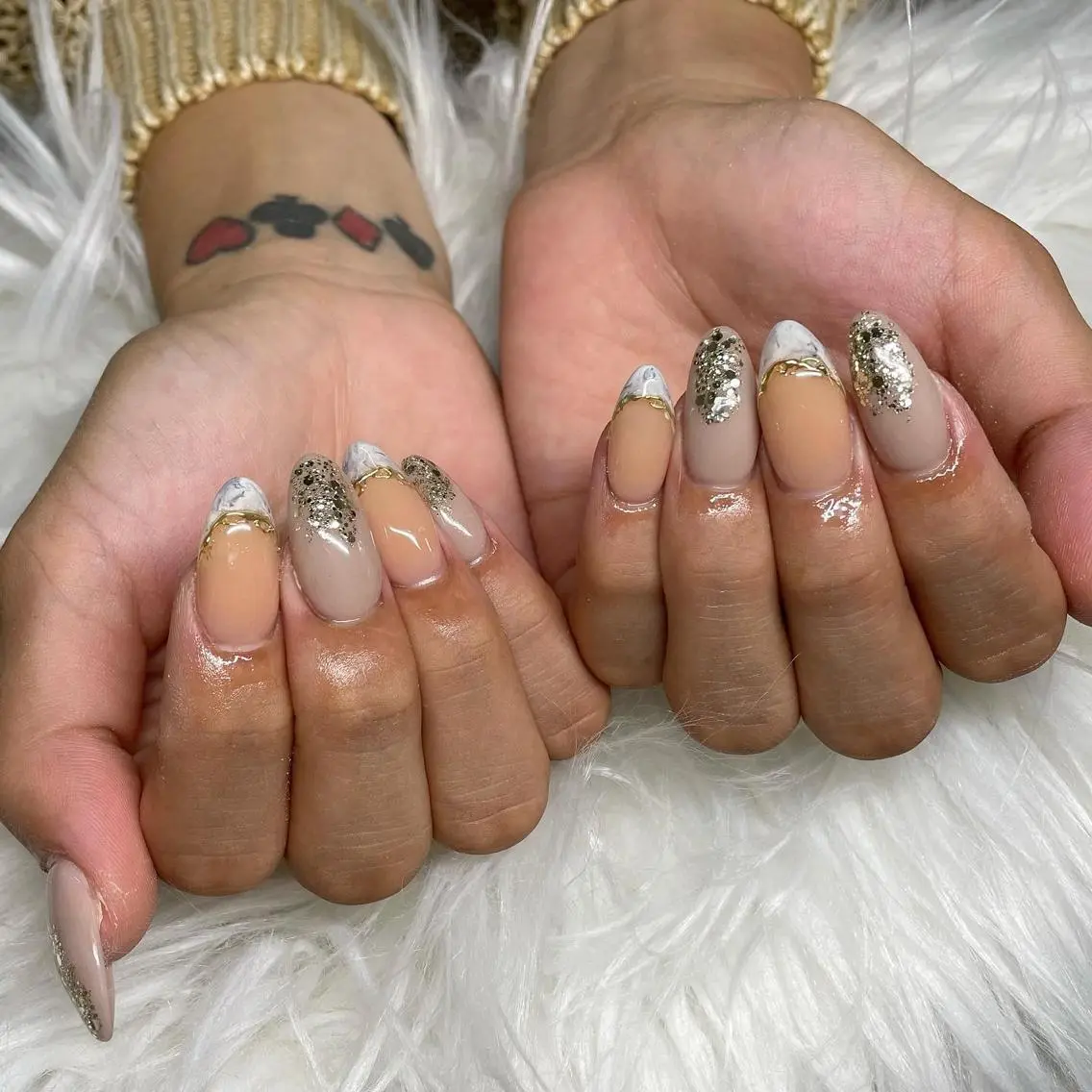 ミディアム ネイル Y. Sのネイルデザイン