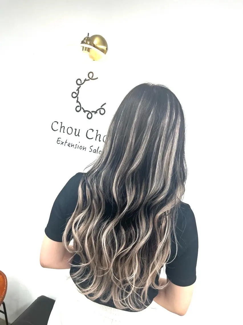 ロング エクステ エクステ シール／編み込み ヘアーエクステ専門店のヘアスタイル