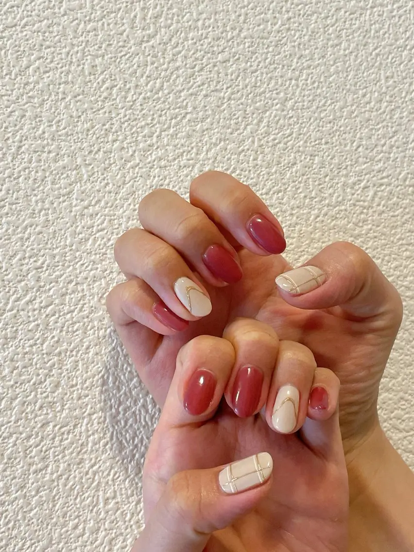 ネイル オーロラネイル フットネイル フレンチネイル ジェルネイル マグネットネイル ハンドネイル mogunail &blowのネイルデザイン