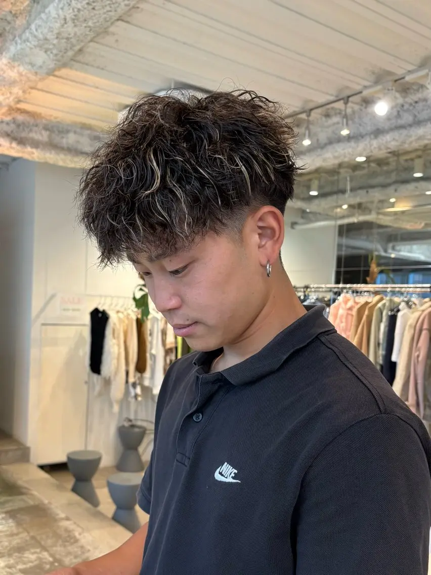 カラー パーマ メンズ メンズハイライト ハイライトカラー カット ヘアカラー ANY/メンズ特化/ シバヤ ユウキのヘアスタイル
