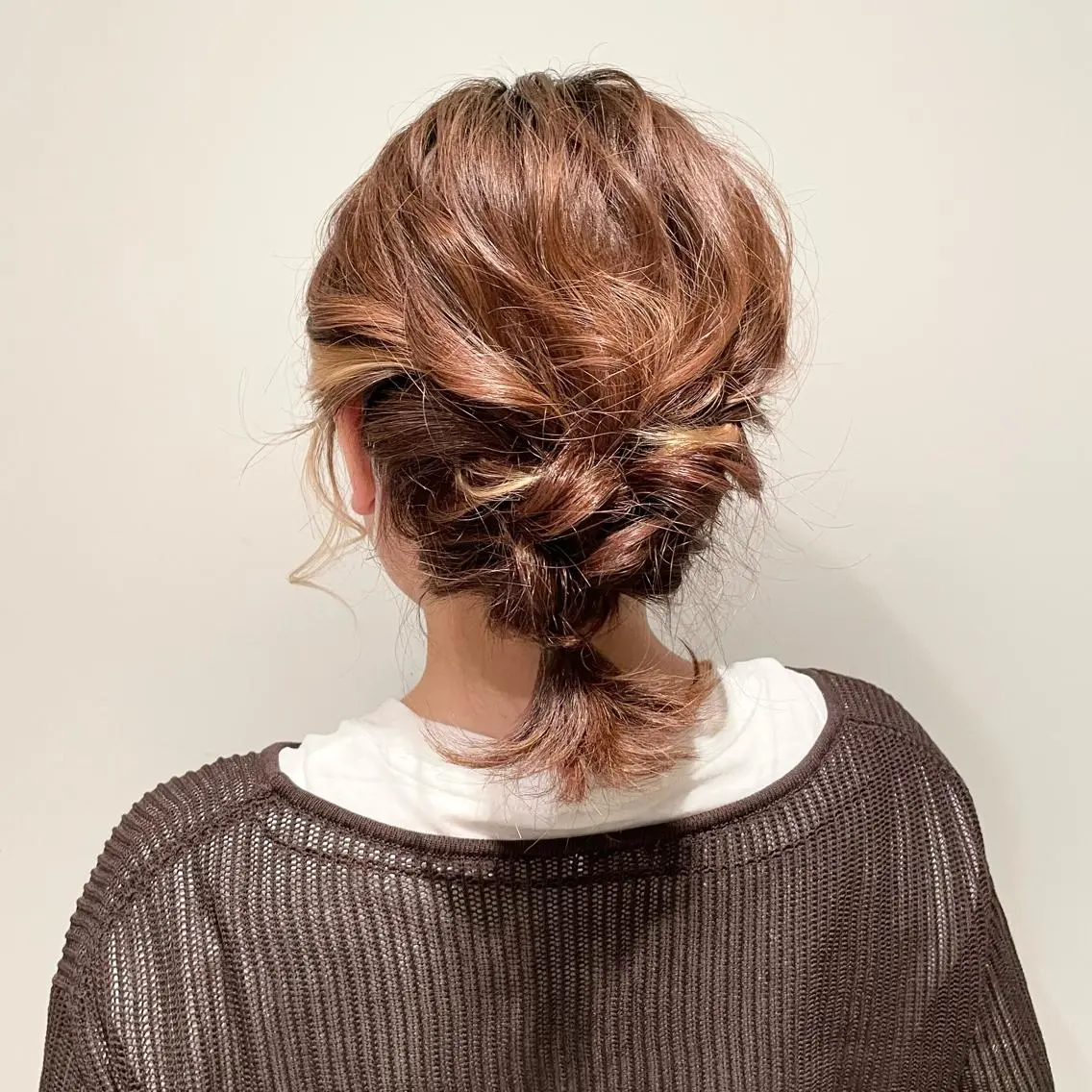 ミディアム カラー ヘアアレンジ ヘアセット 小原 慧美のヘアスタイル