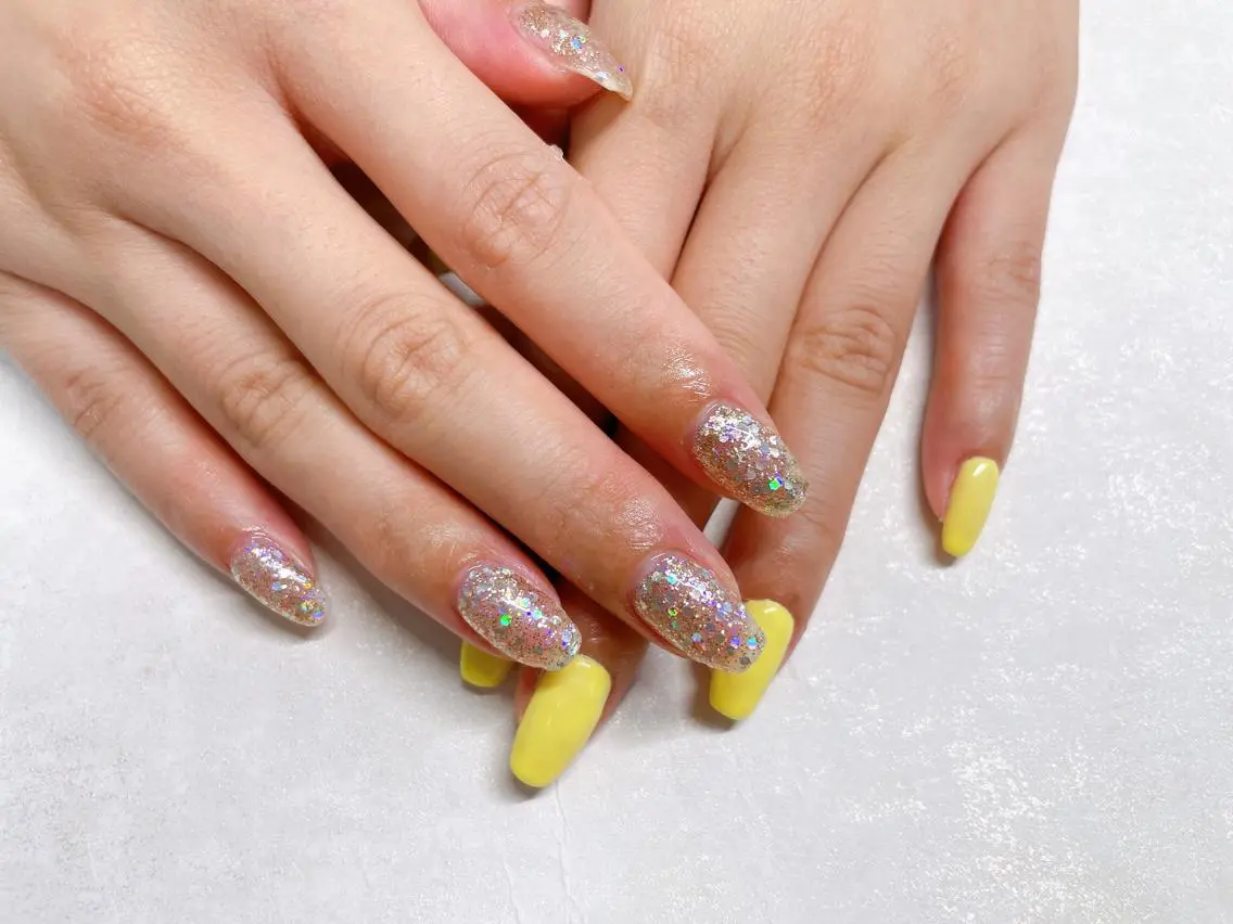 ネイル オーロラネイル フラワーネイル フットネイル フレンチネイル ジェルネイル ハンドネイル mogunail &blowのネイルデザイン