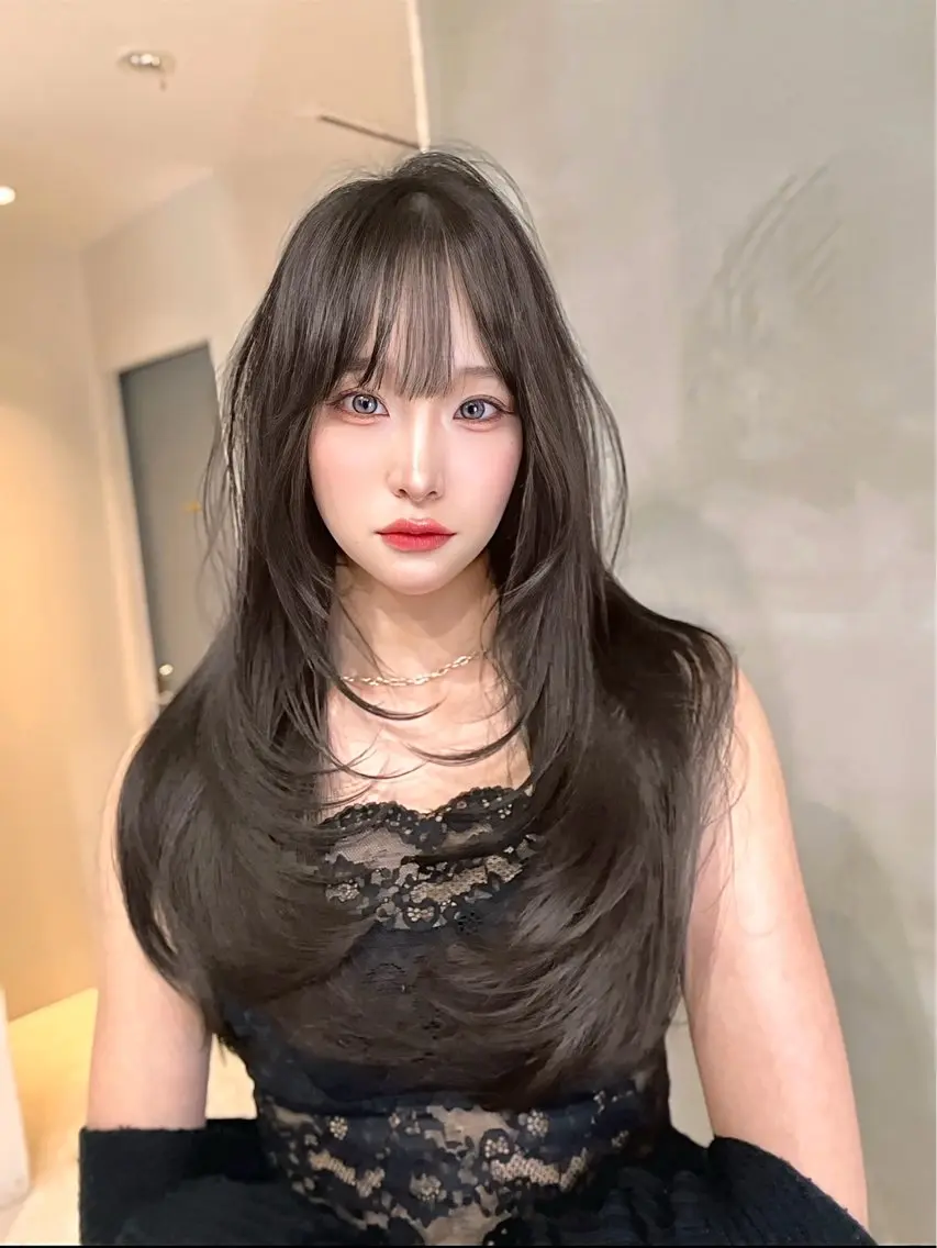 ロング カット ヘアカラー トリートメント 海野翔吾🇨🇳 ワンホンレイヤーのヘアスタイル