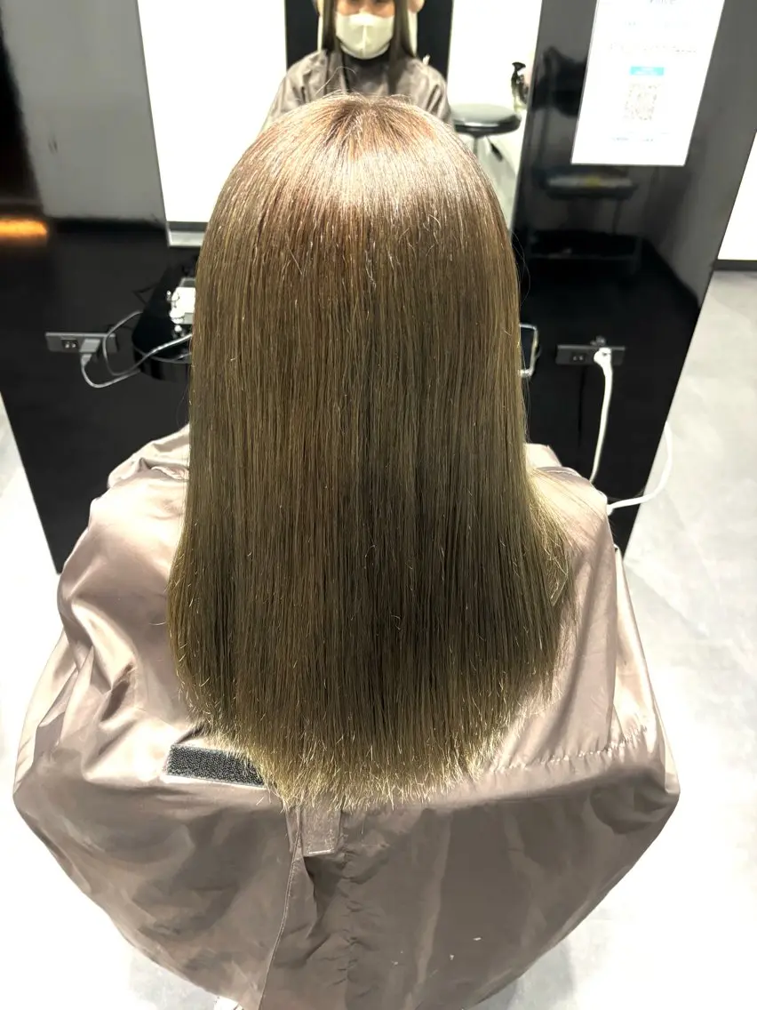 カラー オリーブカラー 福島 菜摘のヘアスタイル