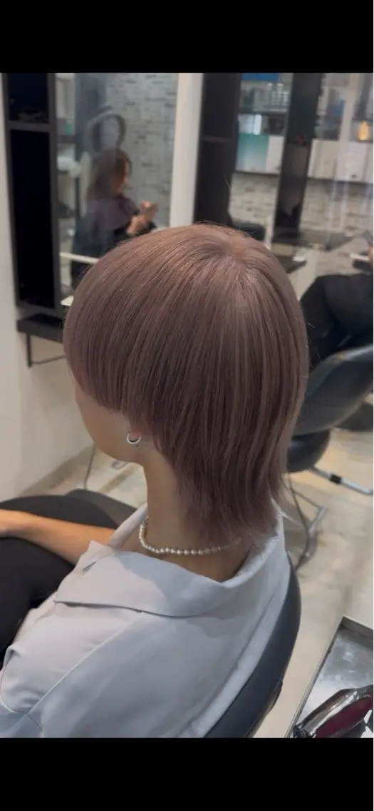 ショート カット ヘアカラー トリートメント 近江 直毅のヘアスタイル