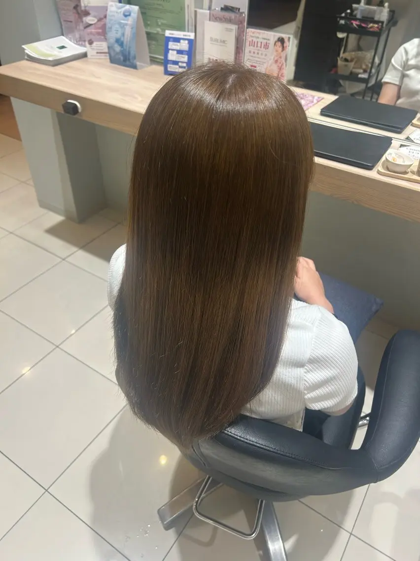 ロング カラー オリーブカラー ヘアカラー 宗綱 風佳のヘアスタイル