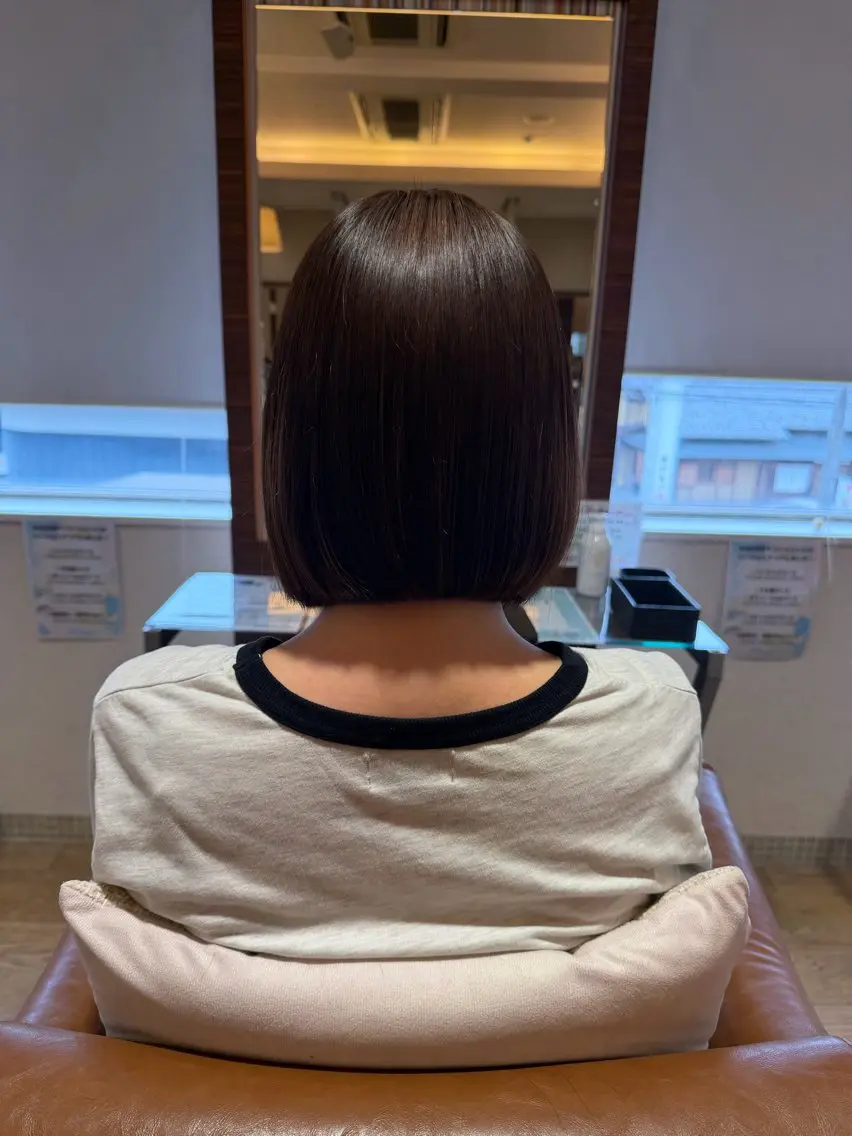 ミディアム 一岡 小幸のヘアスタイル