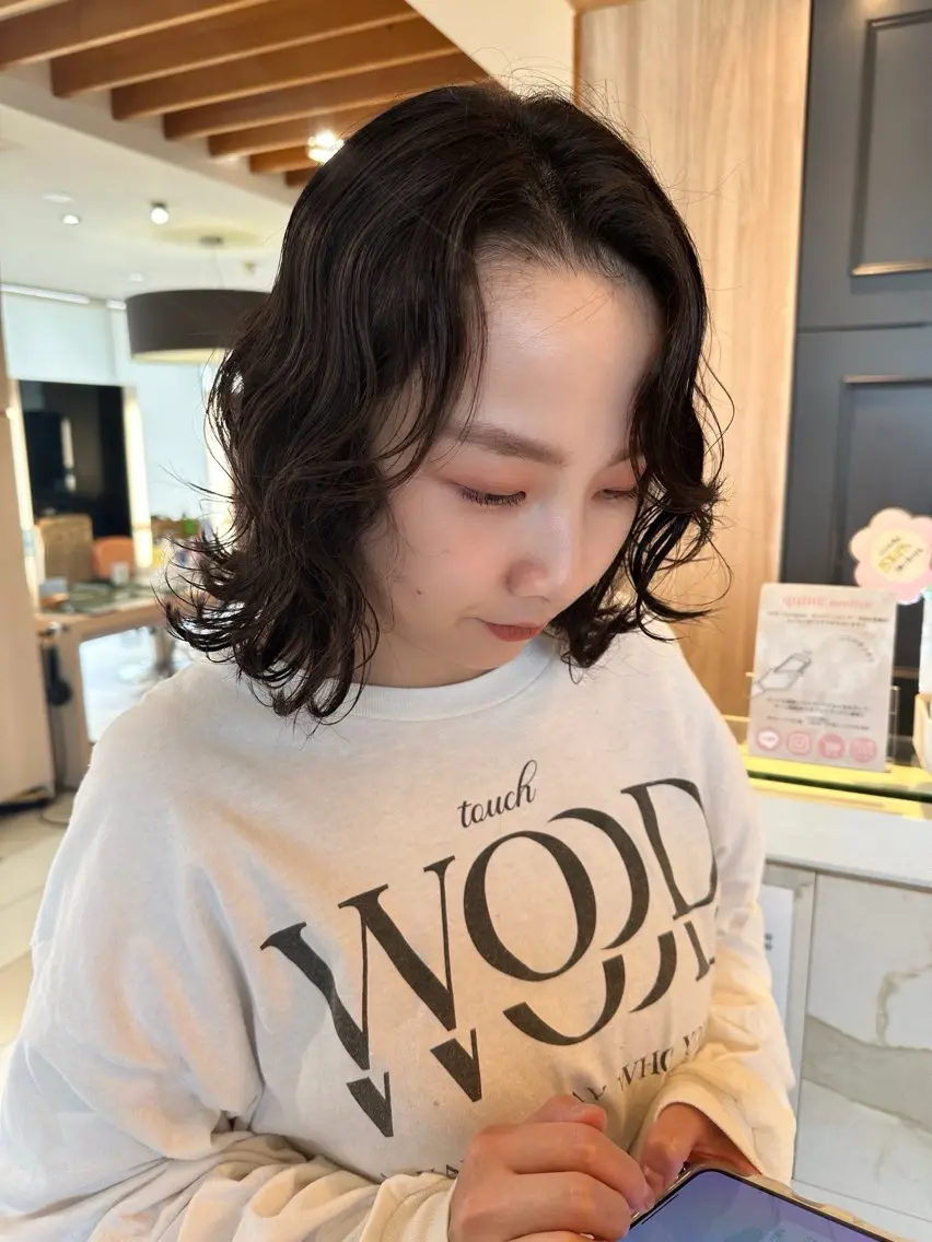 ショート カラー パーマ カット ヘアカラー トリートメント hibiki/セット /透明感カラーのヘアスタイル