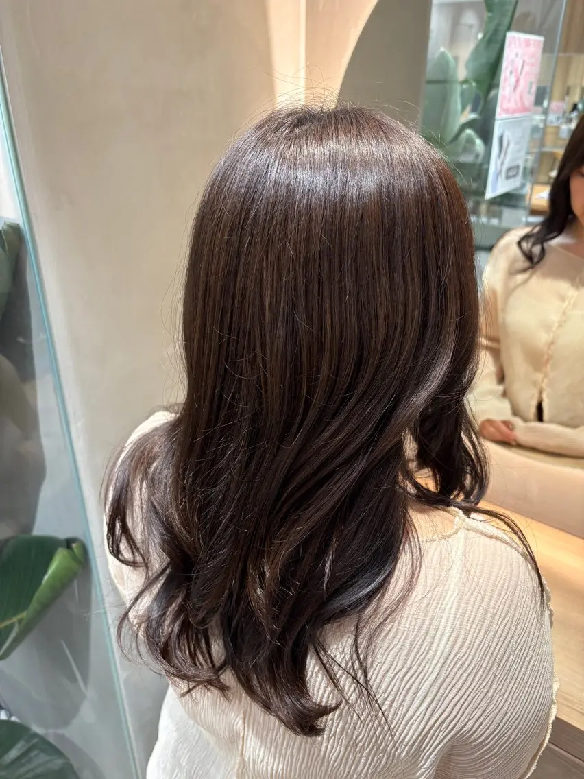 セミロング トリートメント 原宿/透明感カラー 🫧ルイのヘアスタイル