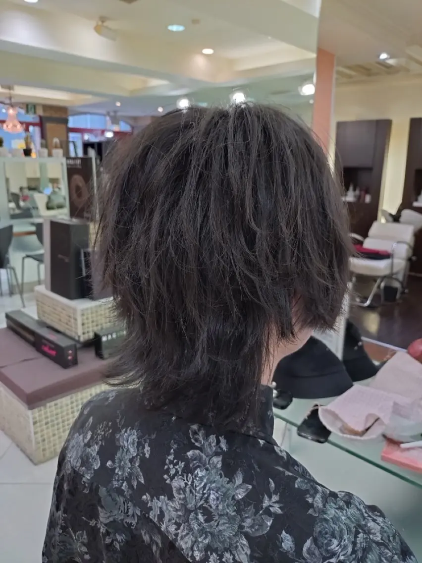 ミディアム ヘアアレンジ メンズ メンズウルフカット 外ハネヘア ウルフカット 🐺デザインウルフ / 一ノ瀬 凌🐺のヘアスタイル