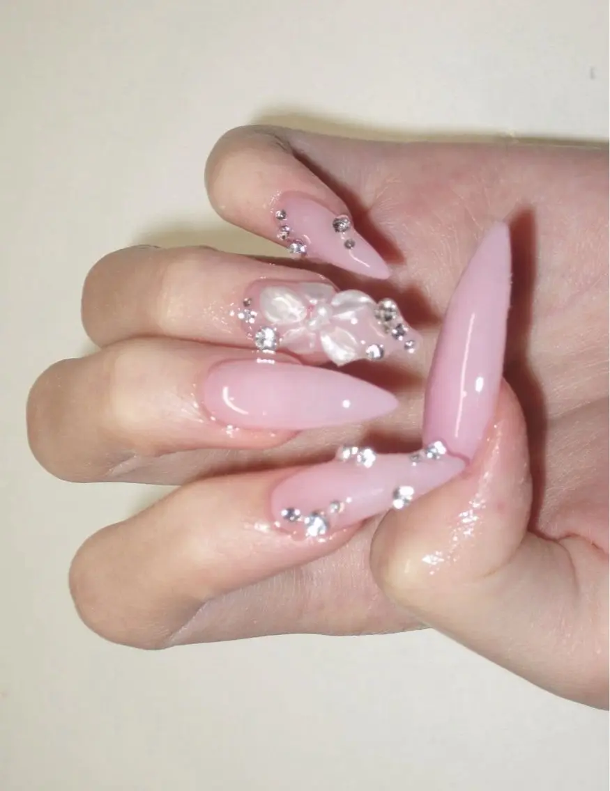 ネイル フレンチネイル ジェルネイル マグネットネイル 持ち込み ニュアンスネイル ハンドネイル Ribbonnail salonのネイルデザイン