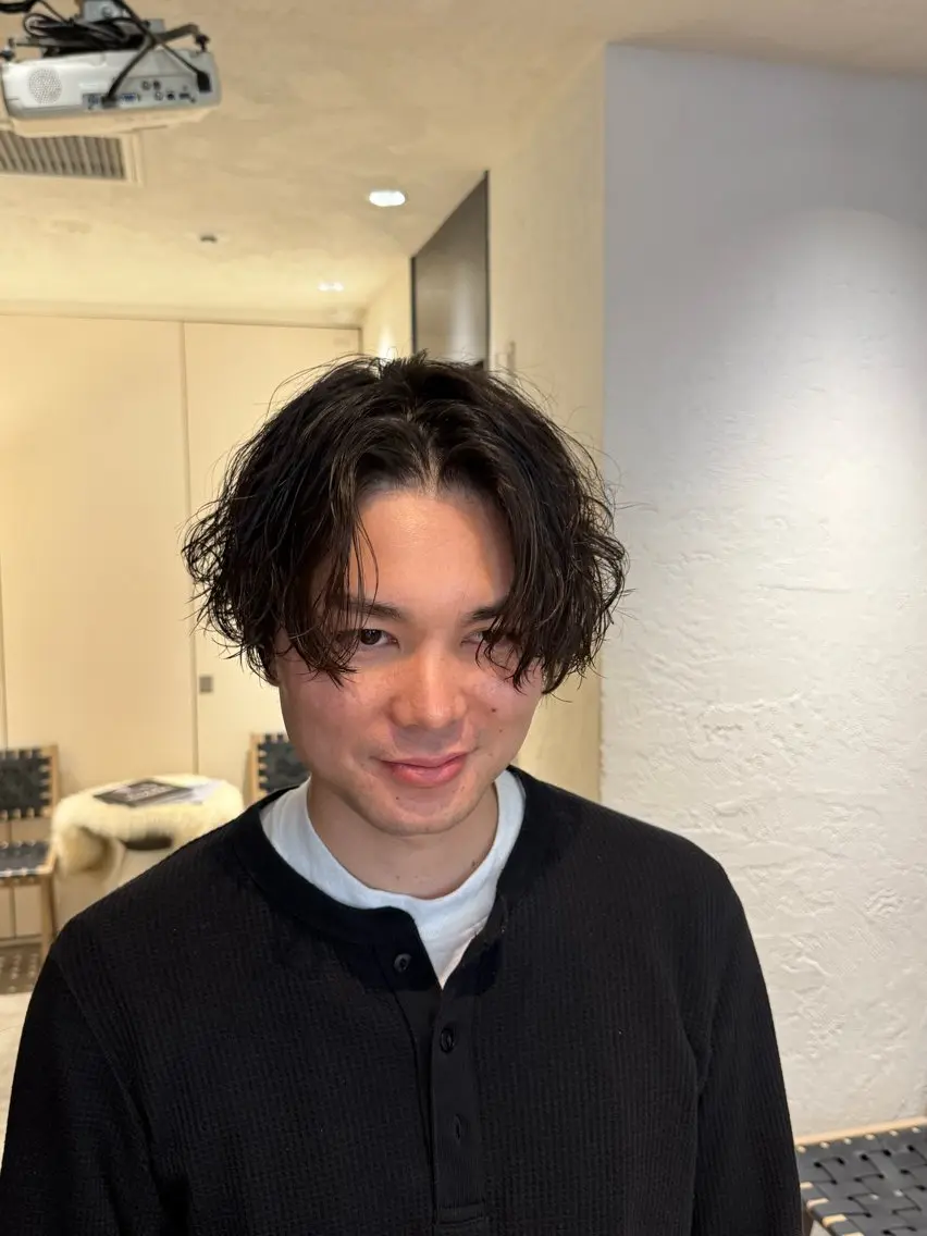 パーマ メンズ メンズパーマ カット 渋谷/切りっぱなし レイヤー/ブリーチのヘアスタイル