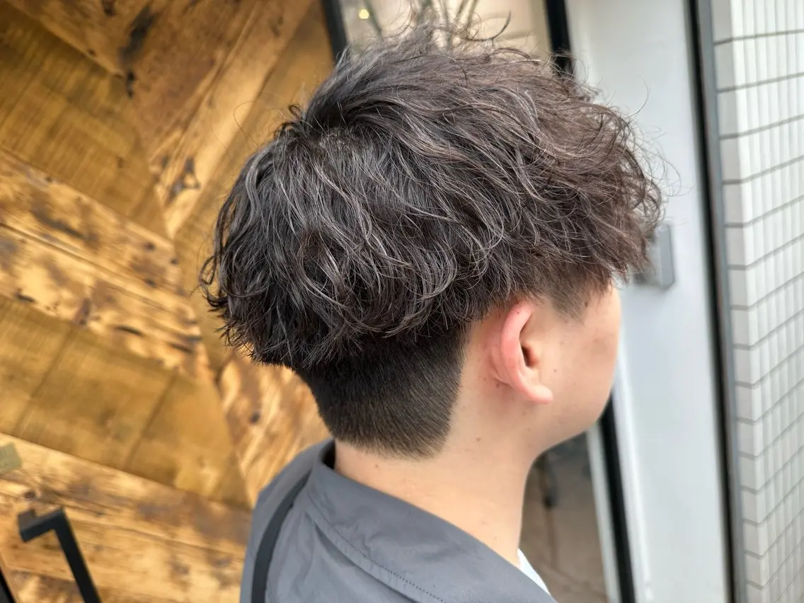 パーマ メンズ フェードカット メンズパーマ ニュアンスパーマ カット パーマ 【gemini店長】 メンズ特化中野稜平のヘアスタイル