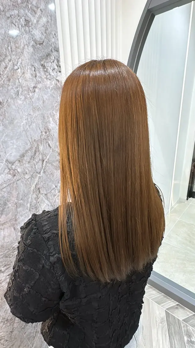 カラー ヘアカラー 安藤 千聖のヘアスタイル