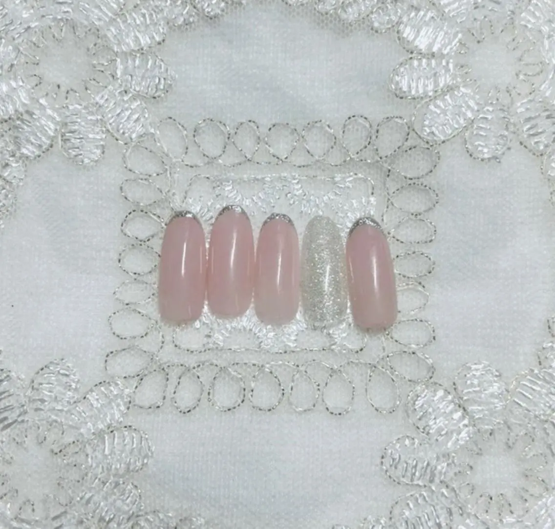 ネイル シンプルネイル nailist🍒 ヤマザキのネイルデザイン