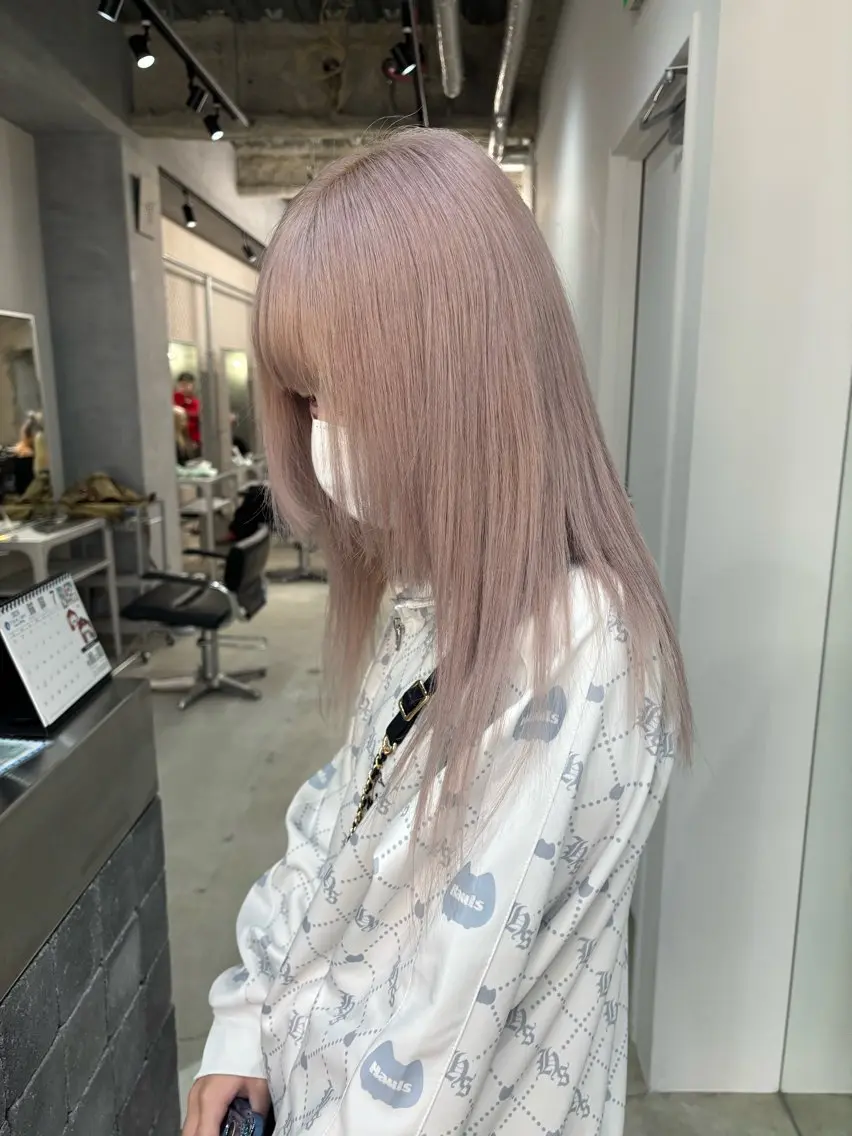 セミロング カラー ピンクカラー ホワイトピンク ヘアカラー デザインカラー /rioのヘアスタイル