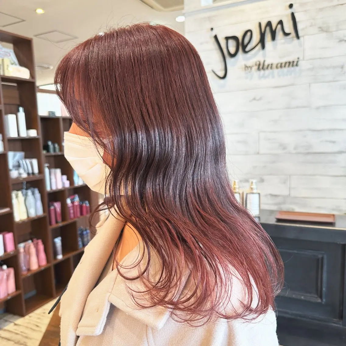 セミロング カラー 丸山 心 / 艶カラーのヘアスタイル