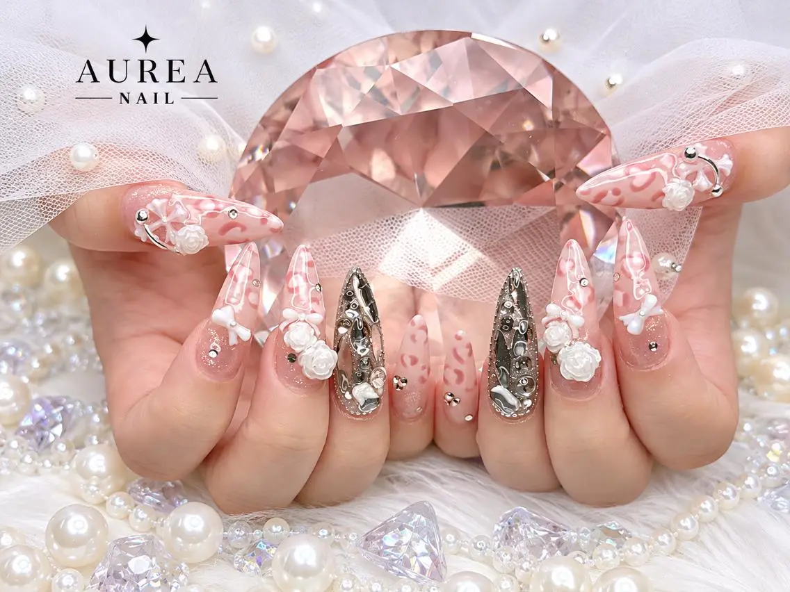 ネイル アートネイル ボルドー 長さ出し ハロウィン キラキラネイル AUREA Nail 心斎橋店のネイルデザイン