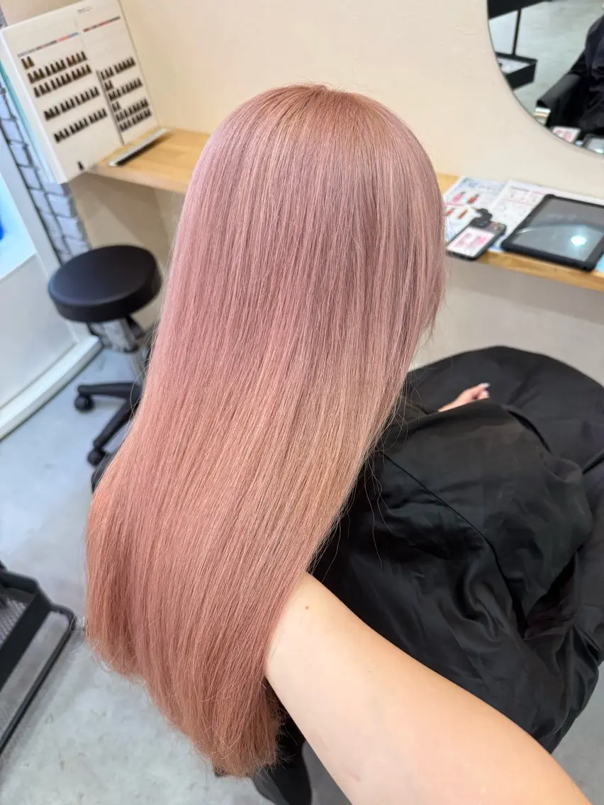 ロング ヘアカラー トリートメント 🍒透明感カラー /ダブルカラー🍒のヘアスタイル