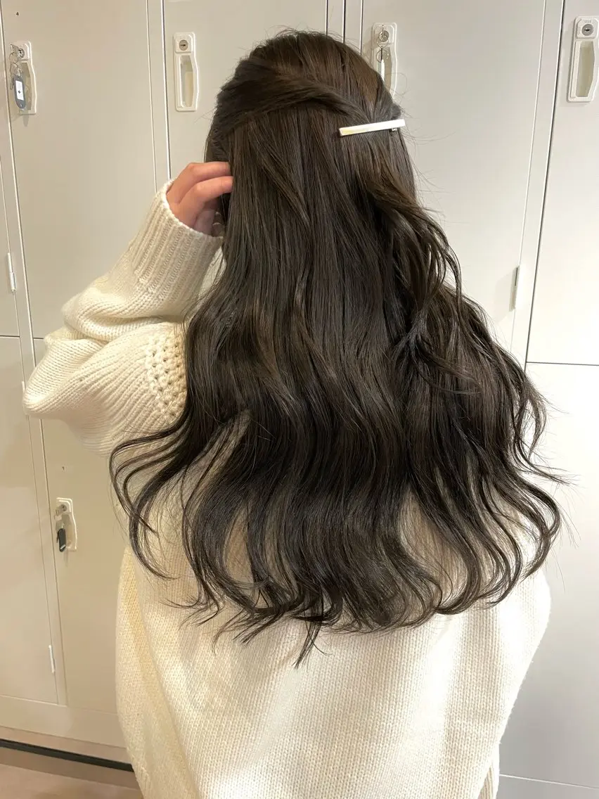 ロング 透明感/エクステ Veluaのヘアスタイル