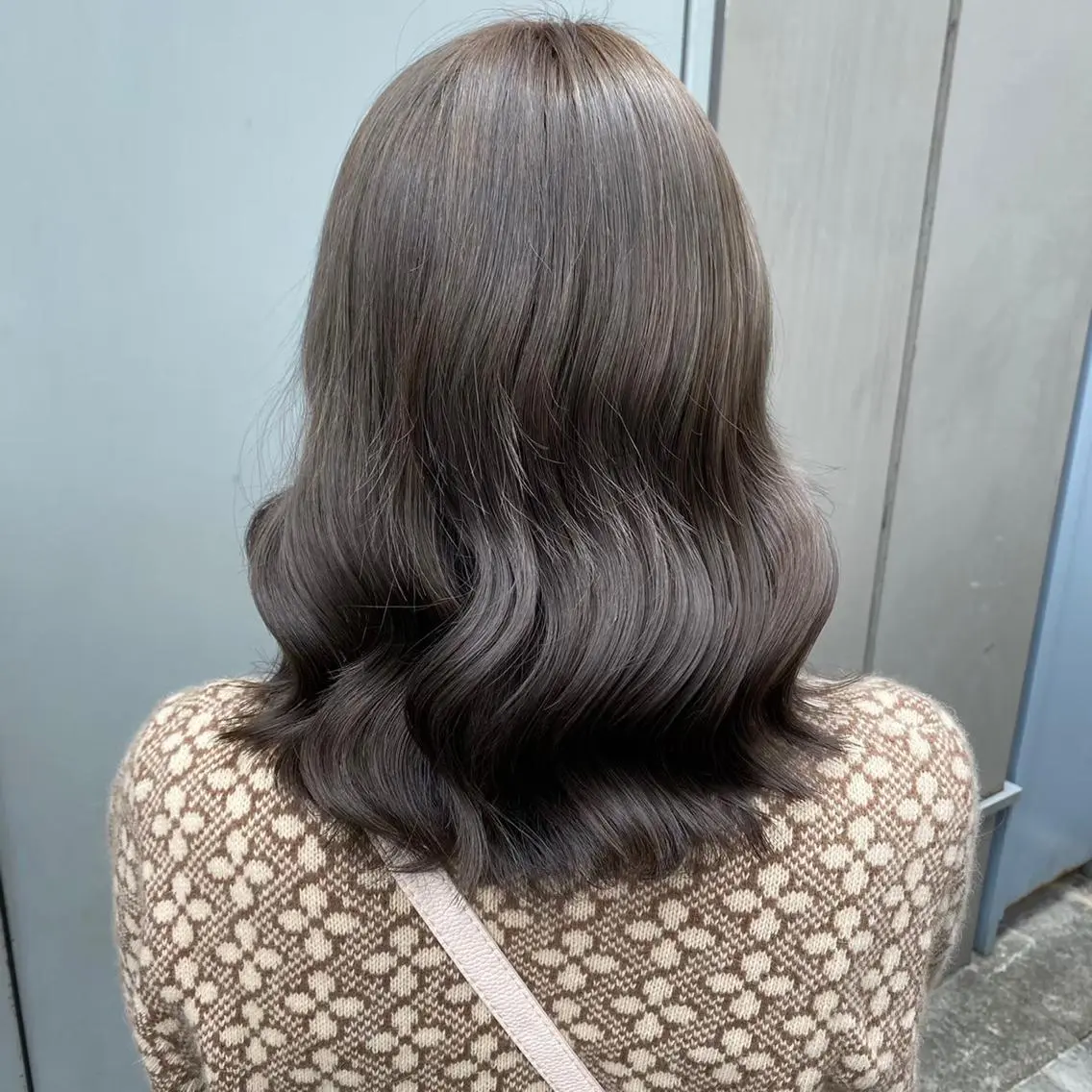 ミディアム カラー パーマ ヘアアレンジ メンズ キッズ ネイル マツエク・マツパ ベージュカラー オリーブベージュ 🦋韓国風カラー🦋 こうせい原宿のヘアスタイル