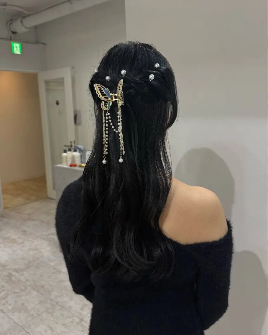 ロング ヘアアレンジ ハーフアップ ボブ 顔まわりレイヤー レイヤーカット 似合わせカット ヘアセット sayuri/心斎橋 ブリーチ/ハイトーンのヘアスタイル