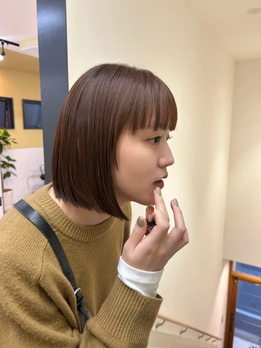 ショート カラー ベージュカラー ブリーチ ブリーチなしカラー オレンジ オレンジベージュ hubhair レイヤー/透明感のヘアスタイル