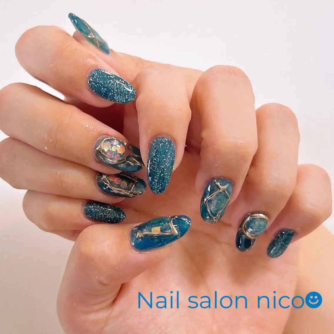 ネイル ブルー ミラーネイル 持ち込み Nail salon nico☻のネイルデザイン